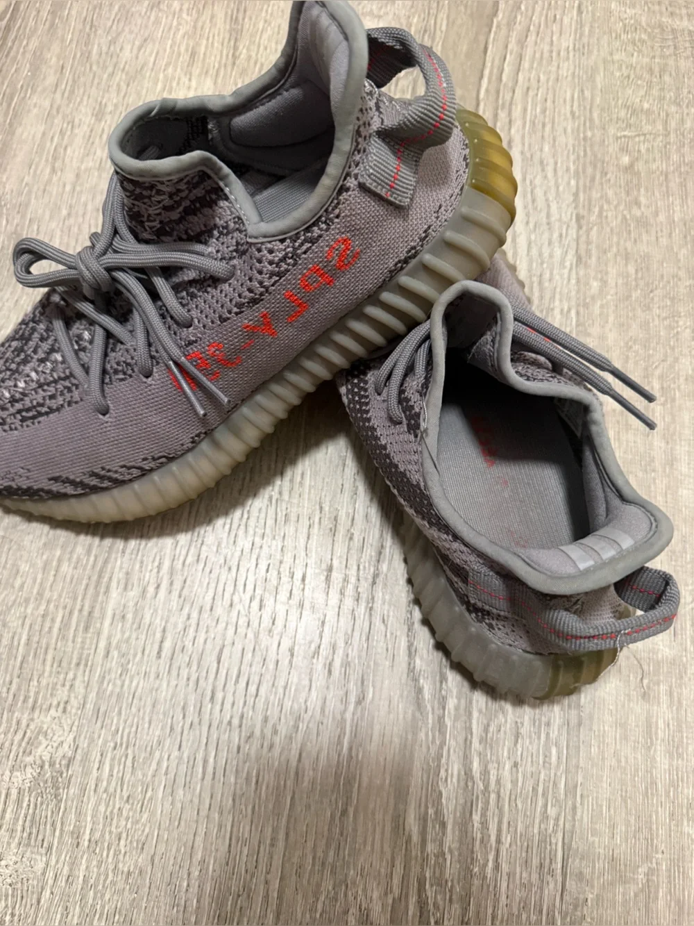 Men’s Yeezy Boost 350 V2 Beluga 2.0